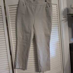 Chicos pull on khaki ankle pants size .5P